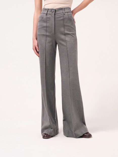 Calça de malha com bolsos Calça de malha com bolsos