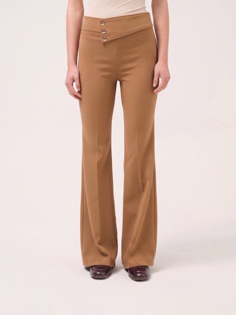 Calça boca de sino Calça boca de sino